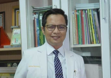 Kepala Dinas Kesehatan Kabupaten Siak Mengundurkan diri, dr Benny:” Saya Ingin Fokus Menjadi Dokter