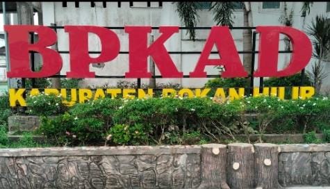 Bupati dan Wabup Rohil Sempurnakan Gaji Honorer Jadi 12 Bulan, Awal Bulan Cair