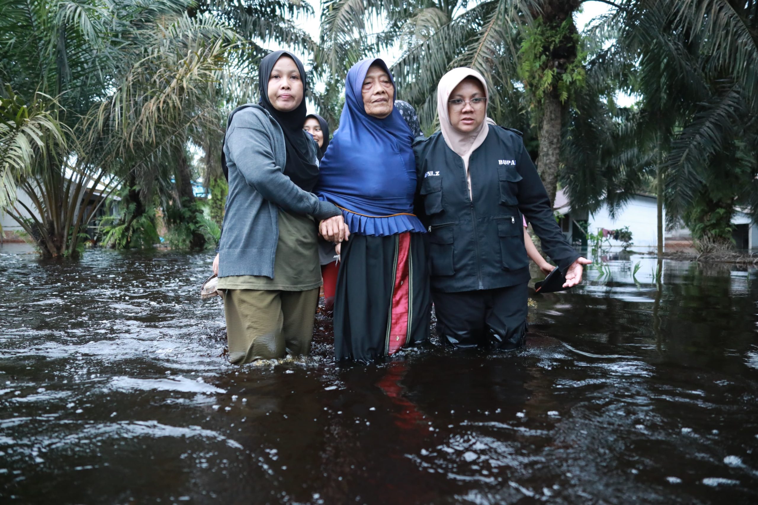 Siak Dilanda Banjir, Bupati Afni Minta Pejabat Turun Lapangan Pastikan Penanganan Cepat dan Tepat