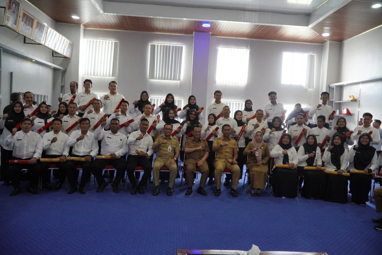 2.467 PPPK Paruh Waktu Resmi Terima SK, Bupati Rohil Tekankan Integritas dan Pelayanan Publik