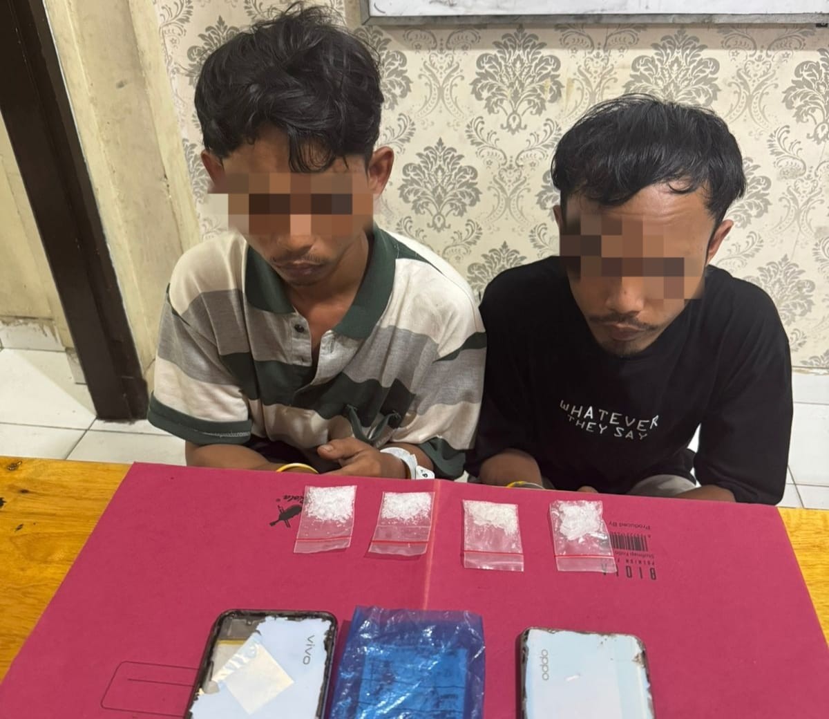 Tak Berkutik! Dua Bandar Sabu Dibekuk, Polisi Sita HP dan 4 Paket Barang Bukti