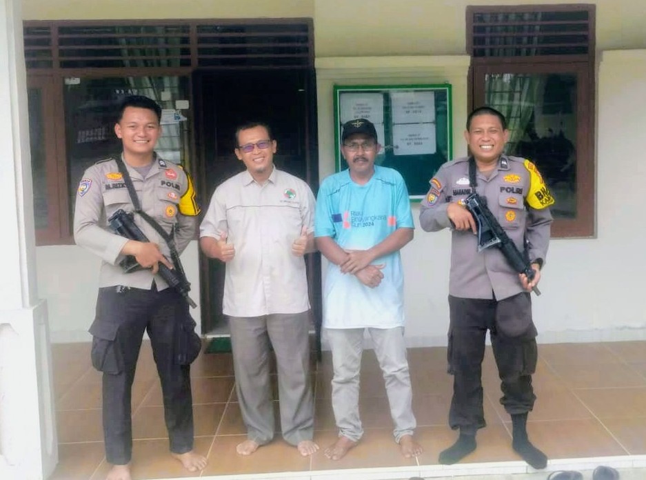 Bhabinkamtibmas dan Wartawan Silaturahmi ke  Kantor KUD Tunas Karya Sejahtera