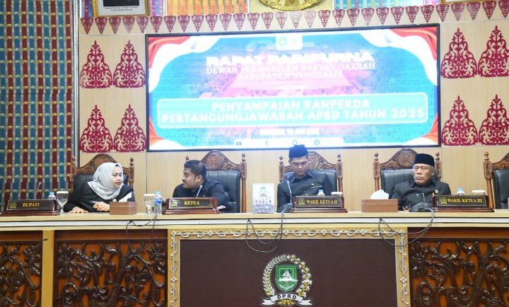 Harap Segera Disahkan, Kasmarni Sampaikan Ranperda Pertanggungjawaban APBD 2025